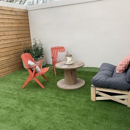 Les Jardins Avec Terrasse Daire Amiens Dış mekan fotoğraf